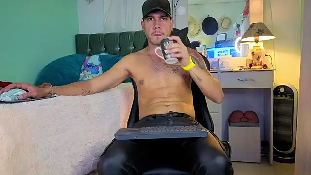 Chrissken online show from 18, 10, 2025