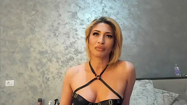 Snapshot of SWEET-SOPHI chatting on 12, 7, 2026 SWEET-SOPHI online show from 12, 7, 2026