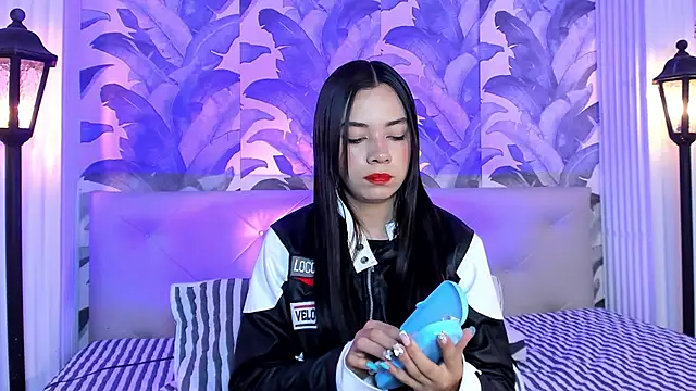 Snapshot of Sami_Evanns chatting on 24, 10, 2025 Sami Evanns online show from 24, 10, 2025