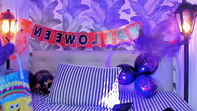 Snapshot of Sami_Evanns chatting on 31, 10, 2025 Sami Evanns online show from 31, 10, 2025