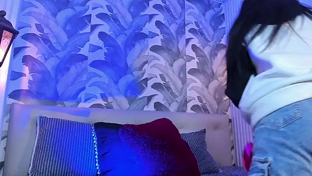 Snapshot of Sami_Evanns chatting on 10, 9, 2025 Sami Evanns online show from 10, 9, 2025