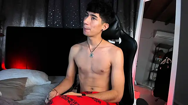 Snapshot of NovaaWheler chatting on 6, 2, 2026 NovaaWheler online show from 6, 2, 2026