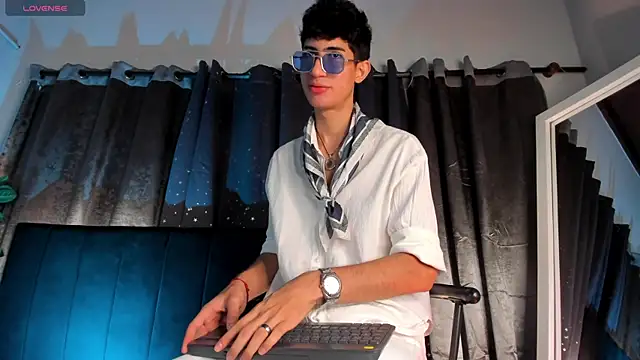 Snapshot of NovaaWheler chatting on 13, 2, 2026 NovaaWheler online show from 13, 2, 2026