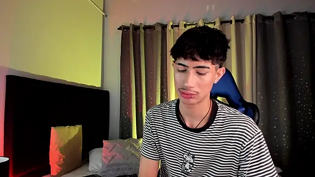 NovaaWheler online show from 8, 10, 2025