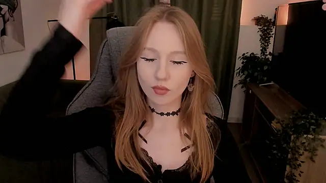 Snapshot of DariaTate chatting on 30, 4, 2026 DariaTate online show from 30, 4, 2026