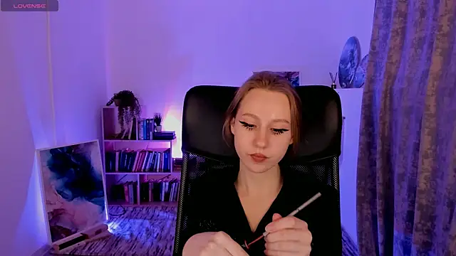 Snapshot of DariaTate chatting on 13, 3, 2025 DariaTate online show from 13, 3, 2025