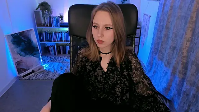 Snapshot of DariaTate chatting on 11, 3, 2025 DariaTate online show from 11, 3, 2025