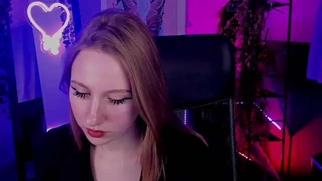 Snapshot of DariaTate chatting on 16, 2, 2025 DariaTate online show from 16, 2, 2025