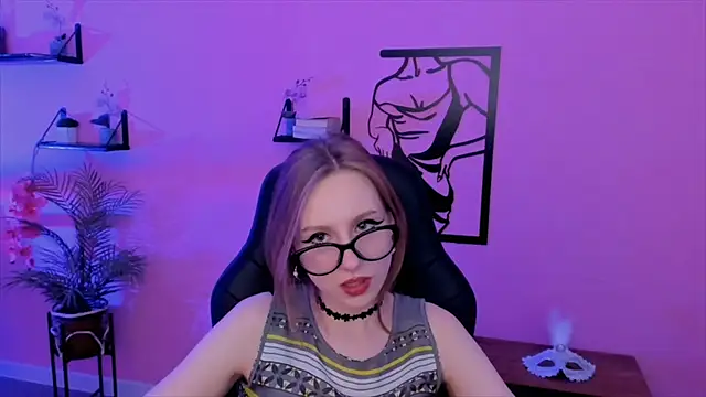 Snapshot of DariaTate chatting on 10, 3, 2025 DariaTate online show from 10, 3, 2025