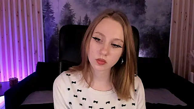 Snapshot of DariaTate chatting on 18, 2, 2025 DariaTate online show from 18, 2, 2025