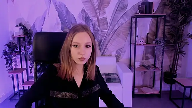 Snapshot of DariaTate chatting on 20, 3, 2025 DariaTate online show from 20, 3, 2025