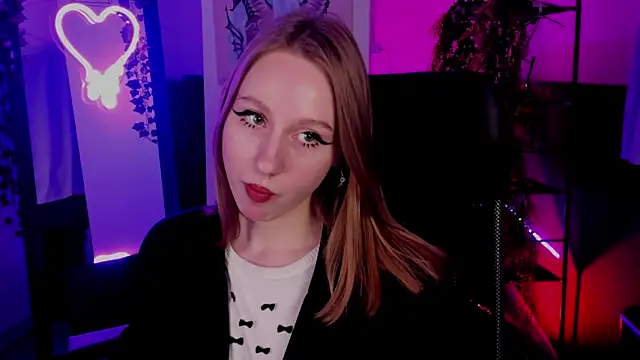 Snapshot of DariaTate chatting on 16, 2, 2025 DariaTate online show from 16, 2, 2025