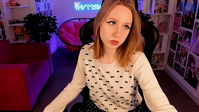 Snapshot of DariaTate chatting on 2, 3, 2025 DariaTate online show from 2, 3, 2025