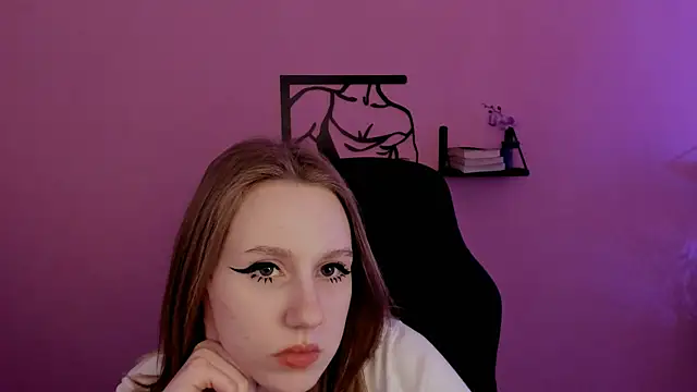 Snapshot of DariaTate chatting on 22, 2, 2025 DariaTate online show from 22, 2, 2025