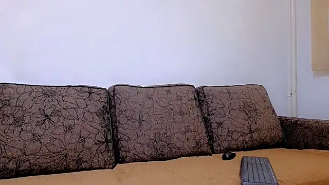 ChristiHanson online show from 28, 11, 2025