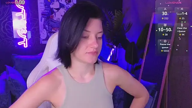 roxy riot  online show from 31, 3, 2026