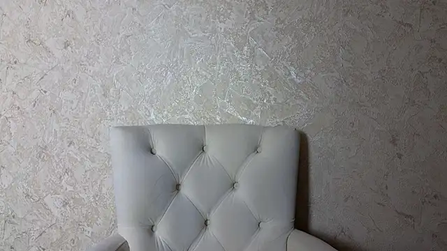 roxy riot  online show from 19, 3, 2025