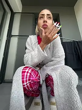 BonyBon29 online show from 10, 4, 2026