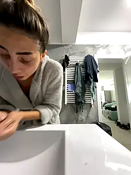 BonyBon29 online show from 28, 10, 2025