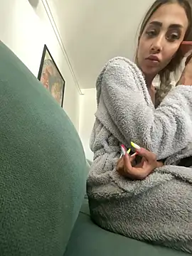 BonyBon29 online show from 8, 4, 2026