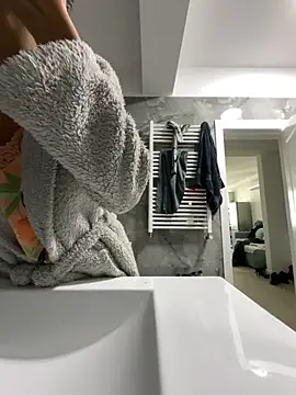 BonyBon29 online show from 5, 11, 2025