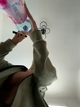 BonyBon29 online show from 4, 10, 2025