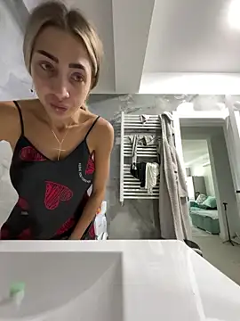 BonyBon29 online show from 15, 12, 2025