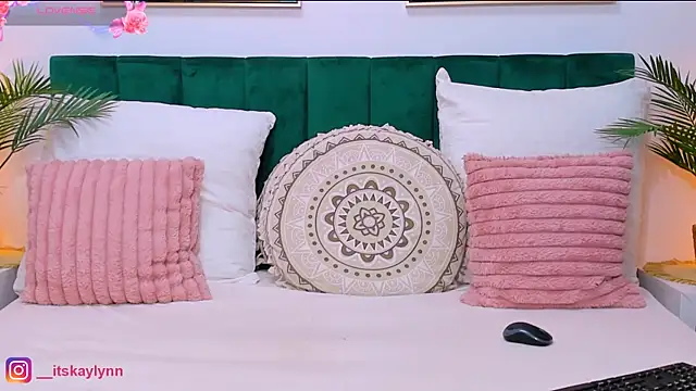 Kaylynn online show from 4, 11, 2025