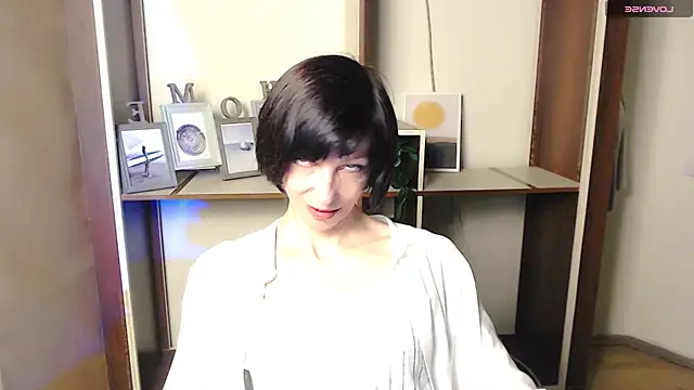  AngeliaFlow  online show from 21, 10, 2025