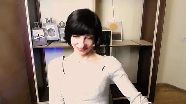  AngeliaFlow  online show from 25, 10, 2025