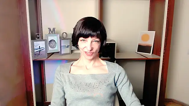  AngeliaFlow  online show from 29, 9, 2025