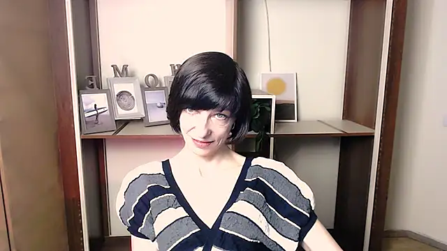  AngeliaFlow  online show from 7, 11, 2025