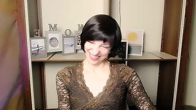  AngeliaFlow  online show from 10, 1, 2026