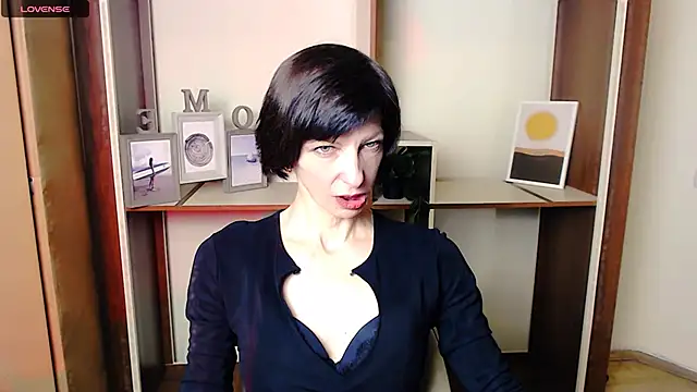  AngeliaFlow  online show from 6, 10, 2025