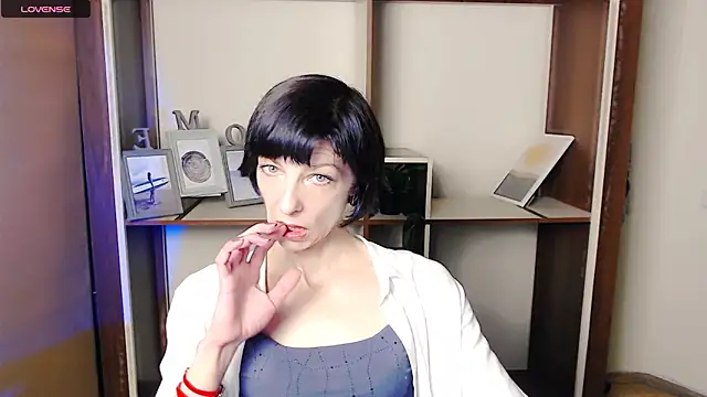  AngeliaFlow  online show from 13, 10, 2025