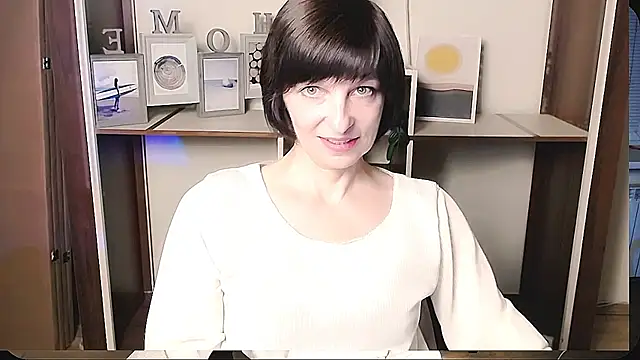 Snapshot of _AngeliaFlow_ chatting on 22, 6, 2026 AngeliaFlow online show from 22, 6, 2026