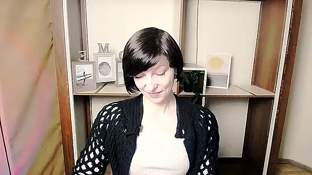  AngeliaFlow  online show from 11, 2, 2026