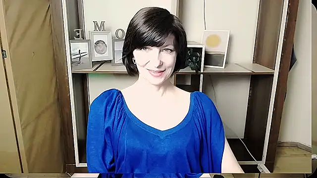 Snapshot of _AngeliaFlow_ chatting on 4, 6, 2026 AngeliaFlow online show from 4, 6, 2026