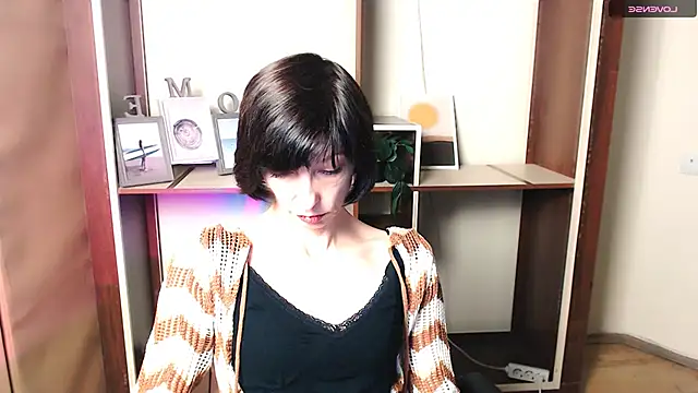  AngeliaFlow  online show from 30, 10, 2025