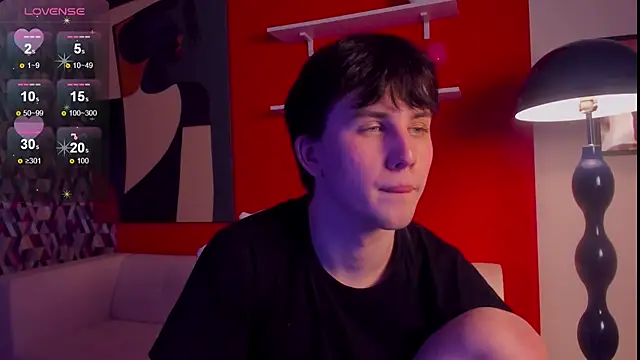 AdrianoAubert online show from 23, 11, 2025