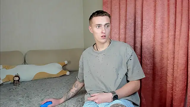 crazybottom99 online show from 5, 11, 2025