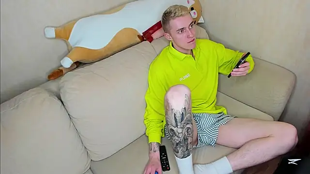 crazybottom99 online show from 25, 2, 2025