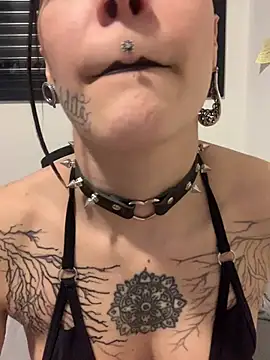Snapshot of nickelfie chatting on 26, 6, 2026 nickelfie online show from 26, 6, 2026