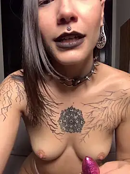 Snapshot of nickelfie chatting on 21, 6, 2026 nickelfie online show from 21, 6, 2026