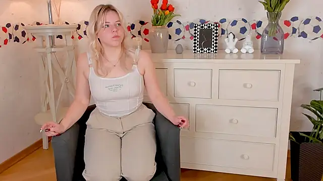 MarianAytes online show from 13, 2, 2025