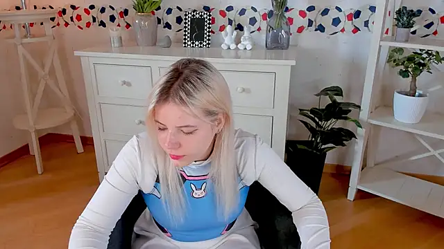 MarianAytes online show from 10, 2, 2025