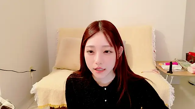 -ai-tan- online show from 21, 2, 2025