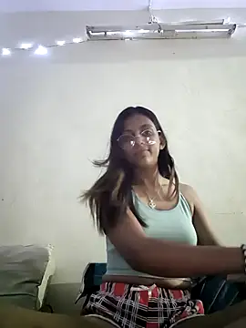 Snapshot of kissmebishh chatting on 21, 3, 2025 kissmebishh online show from 21, 3, 2025