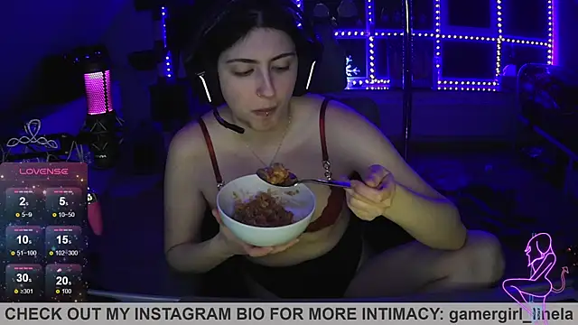 Gamergirl-Linela online show from 22, 12, 2025