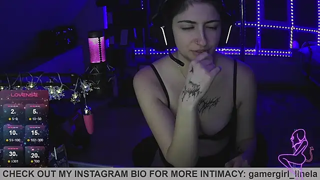 Gamergirl-Linela online show from 4, 11, 2025
